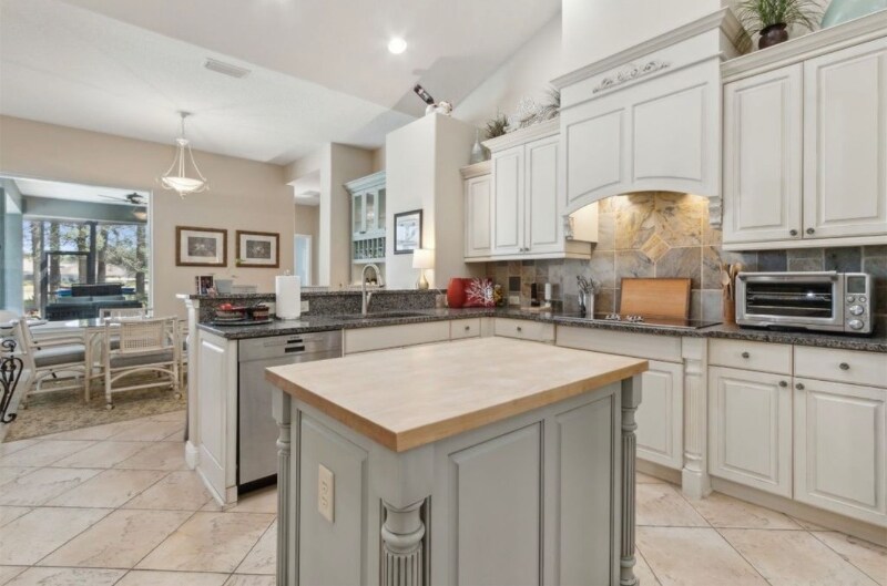 Building Photo - 861998 N Hampton Club Way