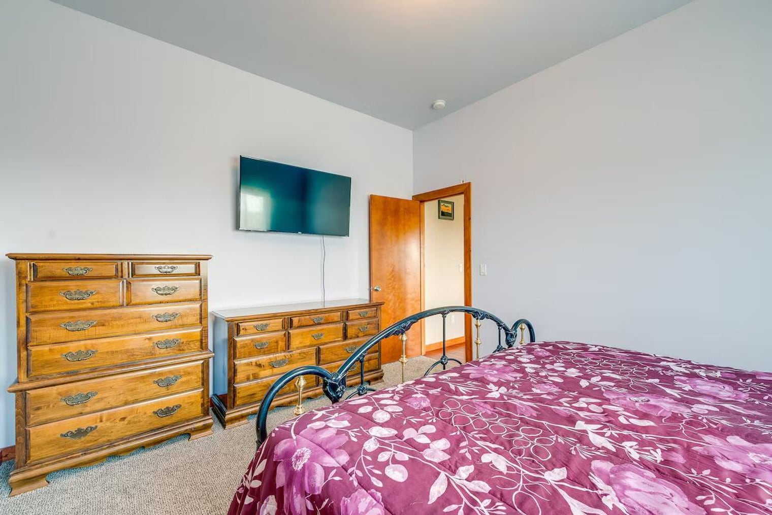 Building Photo - 975 S Sand Dune Ave SW