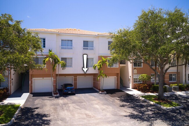 Building Photo - 1108 Myrtlewood Cir E