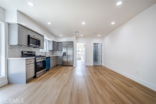 Building Photo - 2055 S Garth Ave