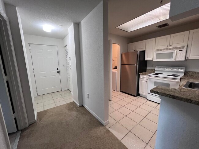 Building Photo - 2809 Amalei Dr