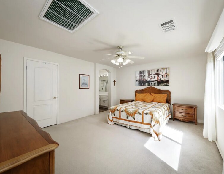 Building Photo - 8309 Sea Meadow Ln