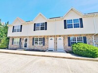 Building Photo - 2 Bed / 1-1/2 Bath Townhome