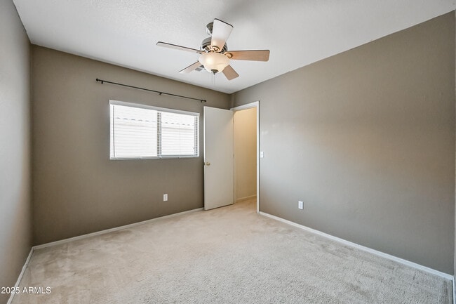 Building Photo - 3057 W Lucia Dr