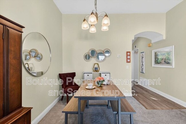 Building Photo - 30902 Club House Dr