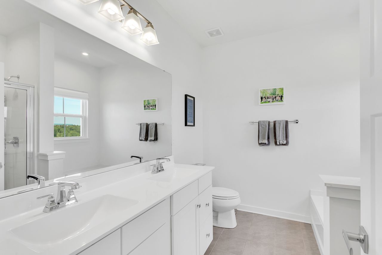 Building Photo - 1206 Clear Springs Dr
