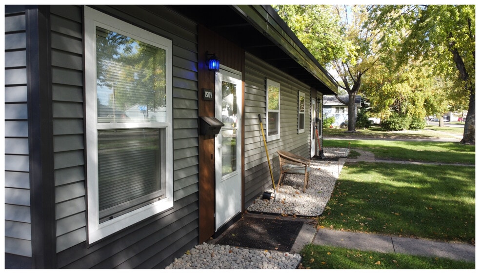 Unit 1504 - 1504 12th Ave S