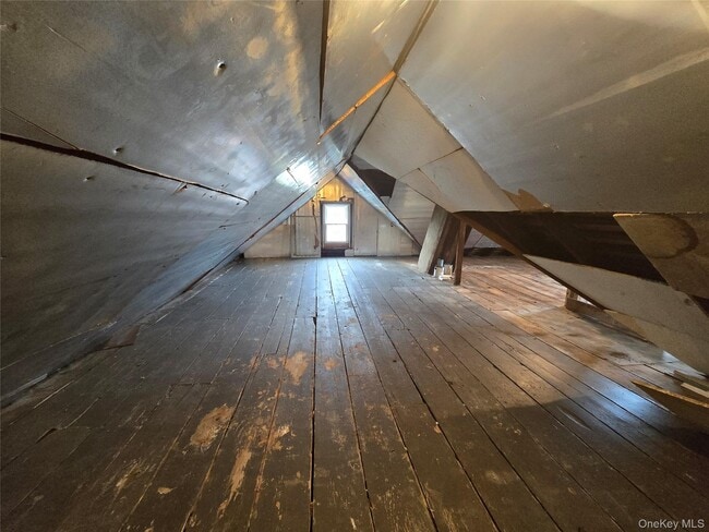 Building Photo - 10 Ohio Ave