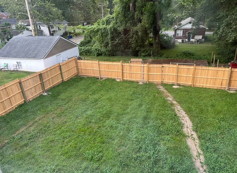 Building Photo - 8304 Buchanan Ave