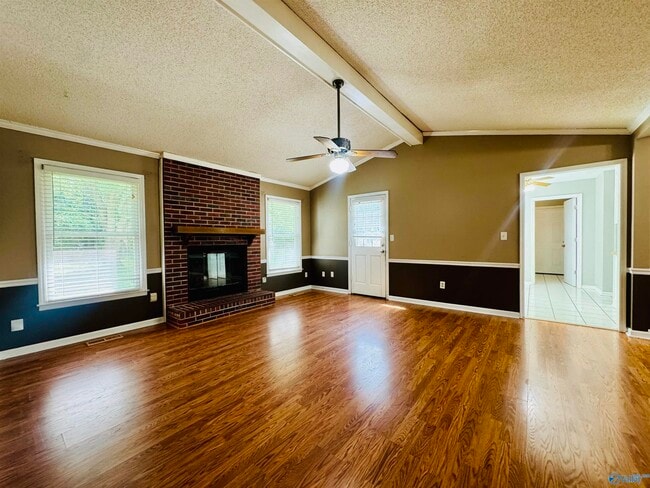 Building Photo - 268 Pops Corner