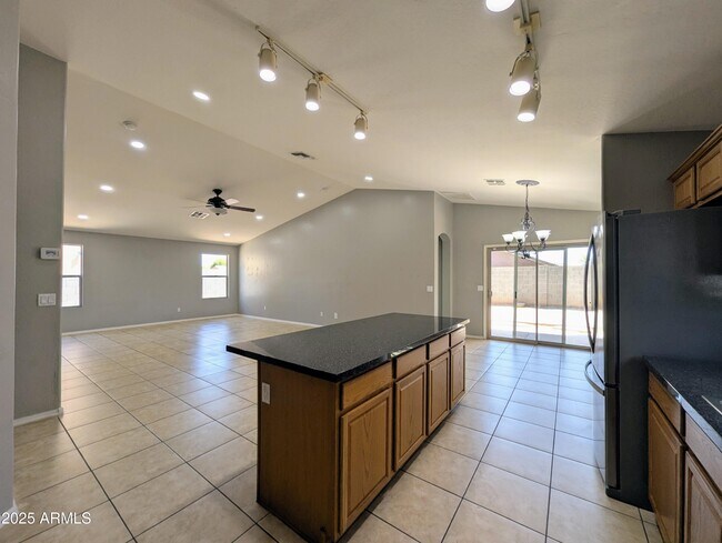 Building Photo - 13959 W Country Gables Dr