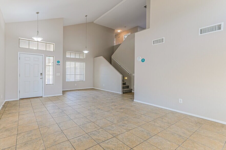 Building Photo - 35350 N Bandolier Dr