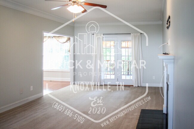 Building Photo - 5722 Rhyne Cove Ln