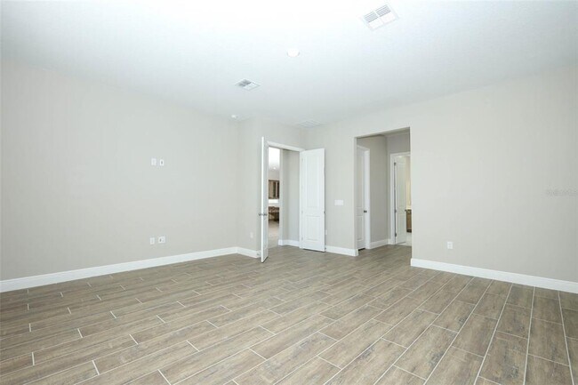 Building Photo - 10170 Ballast Dr