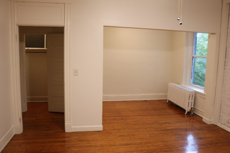 Building Photo - 2525 Stuart Ave