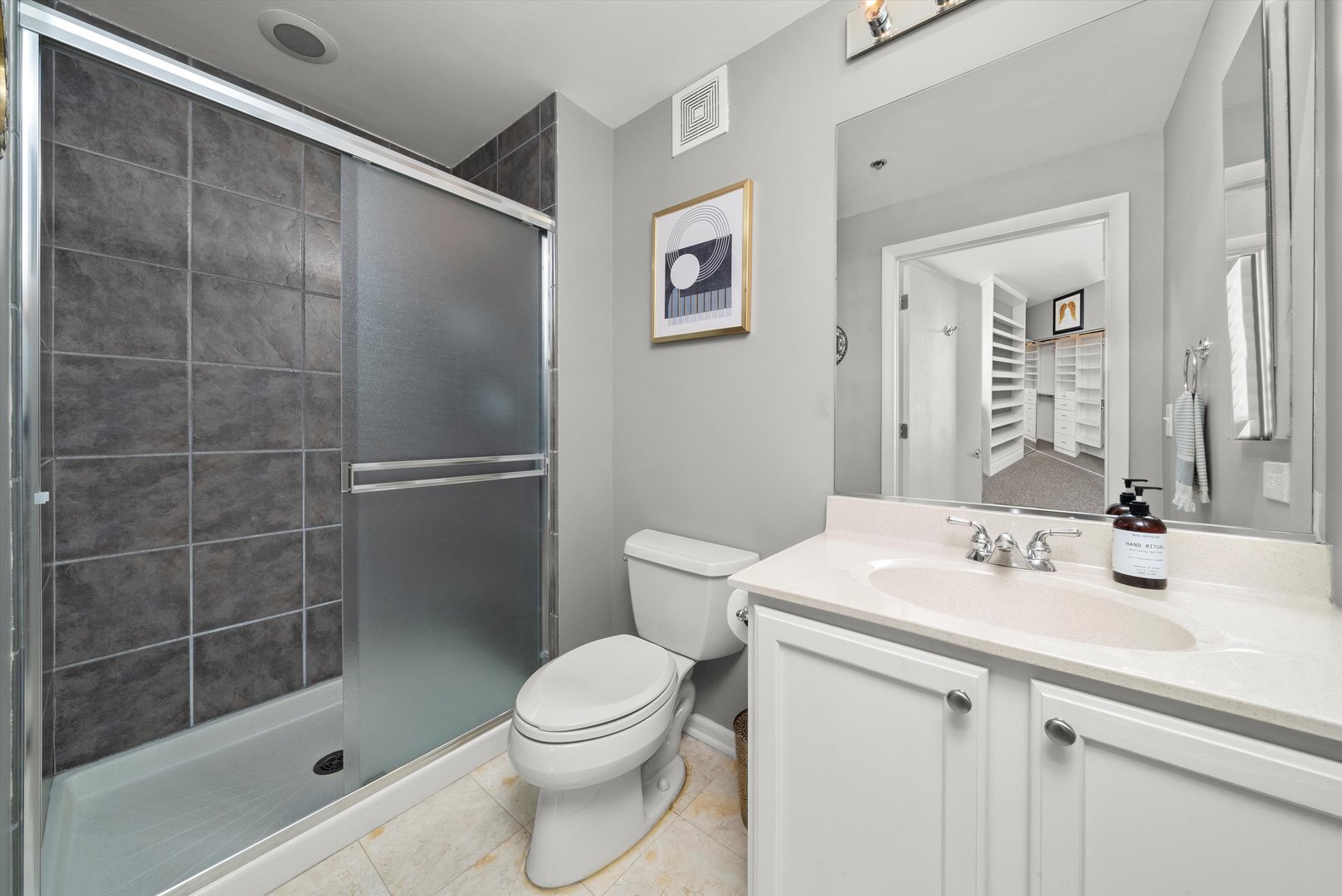 Building Photo - 435 W Erie St