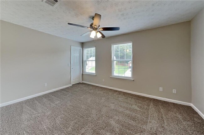 Building Photo - 3100 Evergreen Eve Crossing