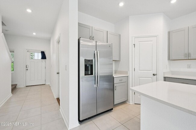 Building Photo - 277 Henrys Bluff Pl