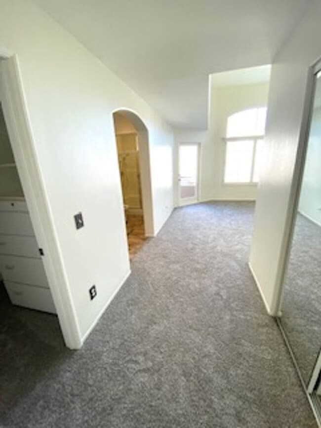 Building Photo - *Coming Soon!*  Remodeled 3 bedroom townho...