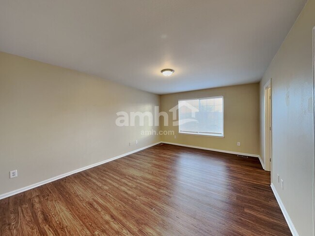 Building Photo - 4291 Threshing Dr