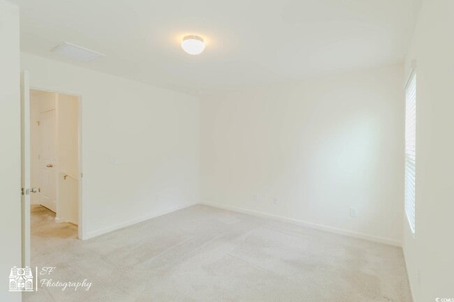 Building Photo - 206 Banbury Ln