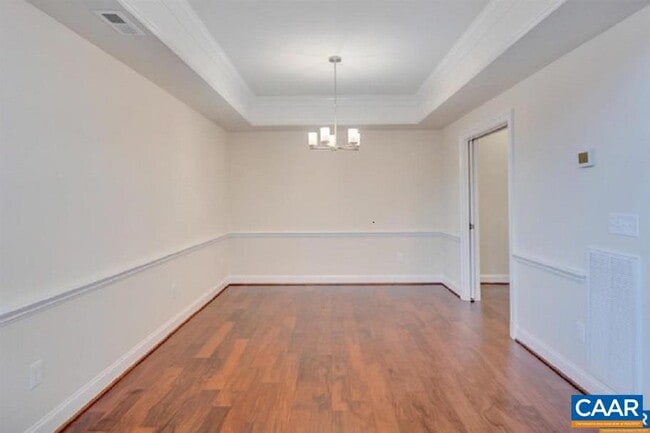 Building Photo - 3328 Rowcross St