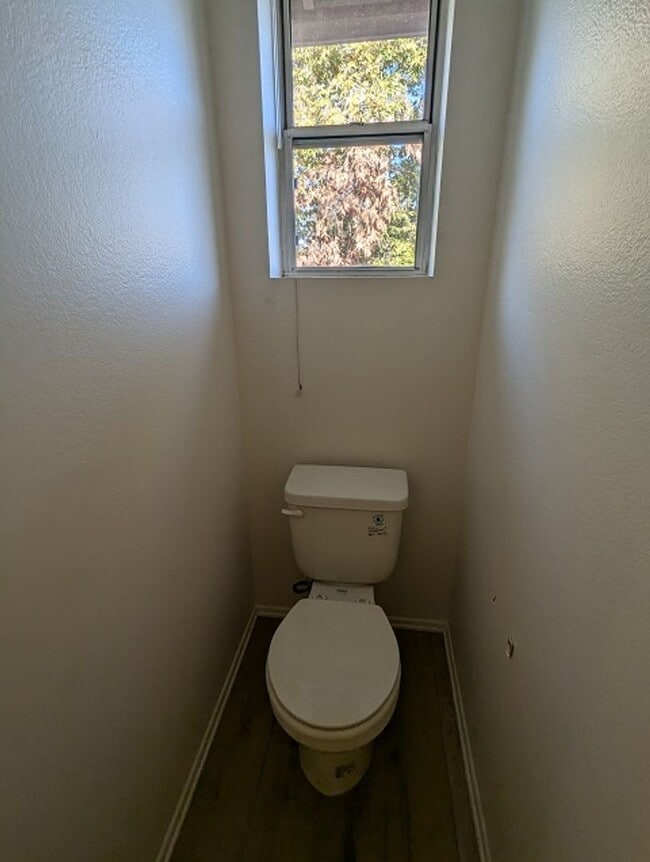 Building Photo - 2 Bed / 2.5 Bathroom Two Story Townhome at the Tristan complex in Rancho San Diego