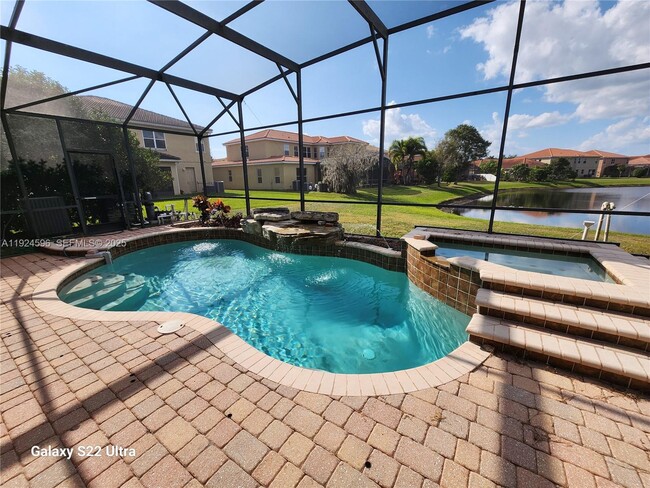 Building Photo - 2802 Quiet Water Trail