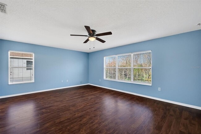 Building Photo - 413 Country Cottage Ln