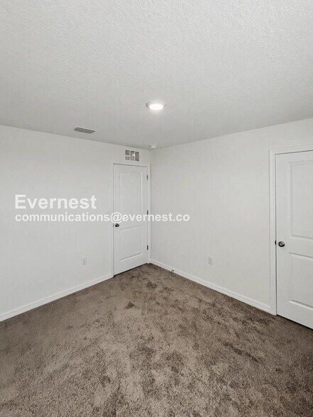 Building Photo - 5106 Plumeria Dr