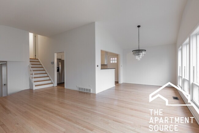 Building Photo - 6711 N East Prairie Rd