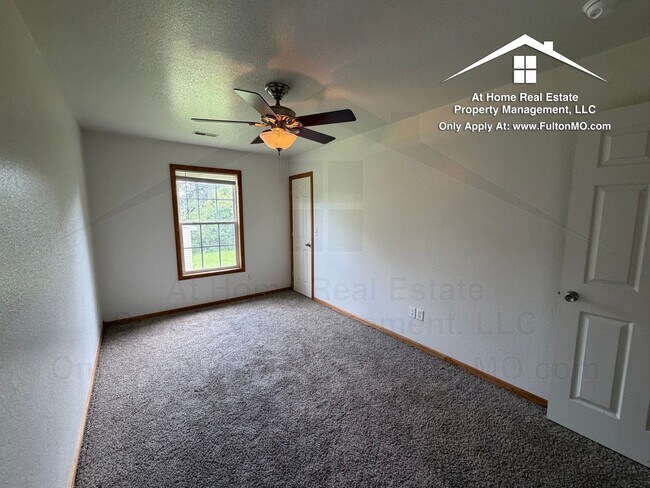 Building Photo - 1902 Dunham Dr