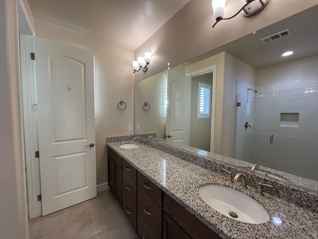 Building Photo - Spacious Home - Three Bedrooms w/garage TOSCANO Neighborhood in SLO