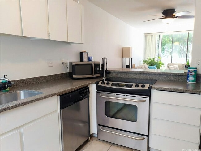 Building Photo - 333 Aoloa St