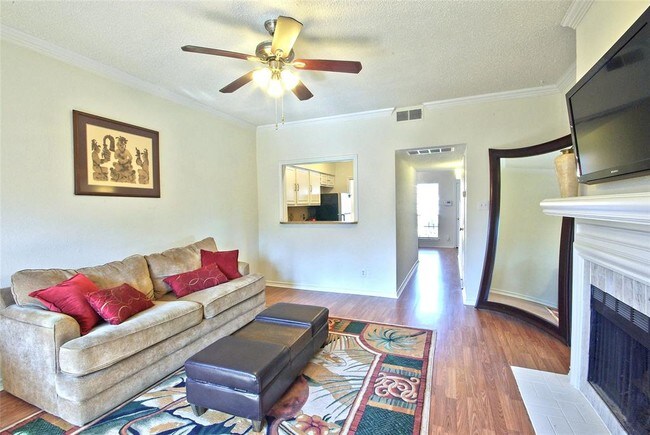 Building Photo - 8550 Fair Oaks Crossing