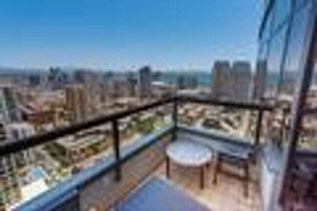 Building Photo - Beautiful Condo at Electra!