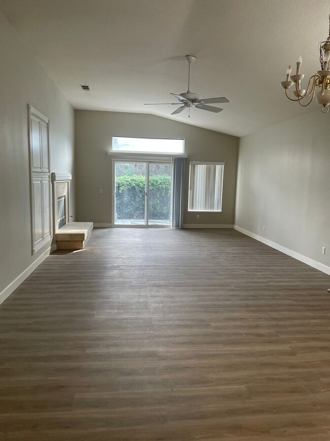 Building Photo - The Colony 55+