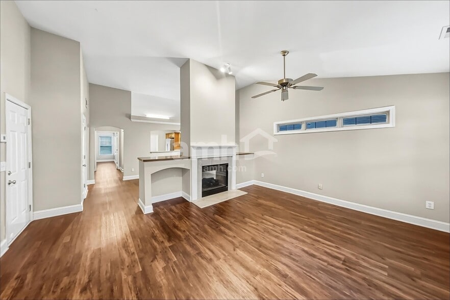 Building Photo - 414 Arrowhead Trl