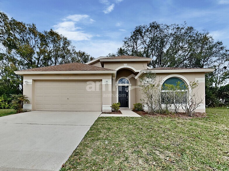 Primary Photo - 4735 Roundview Ct
