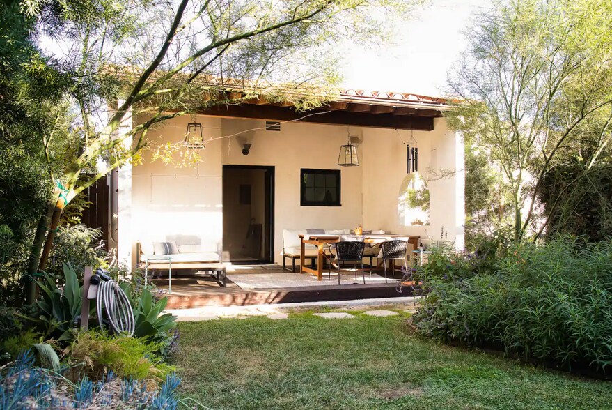 Building Photo - 1911 Rosalia Rd