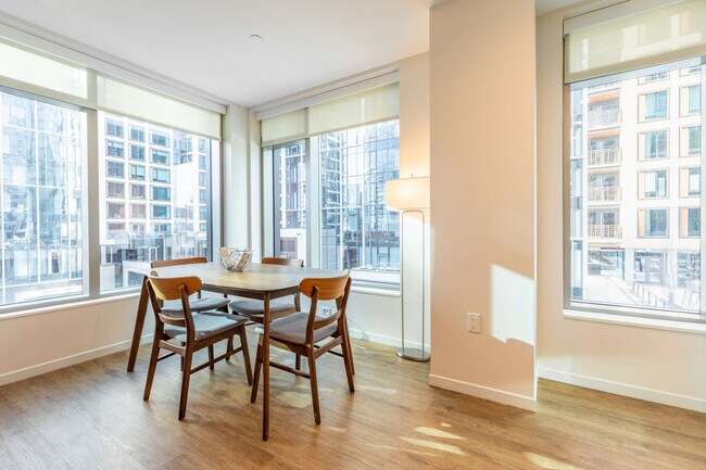 Building Photo - 131 Seaport Blvd