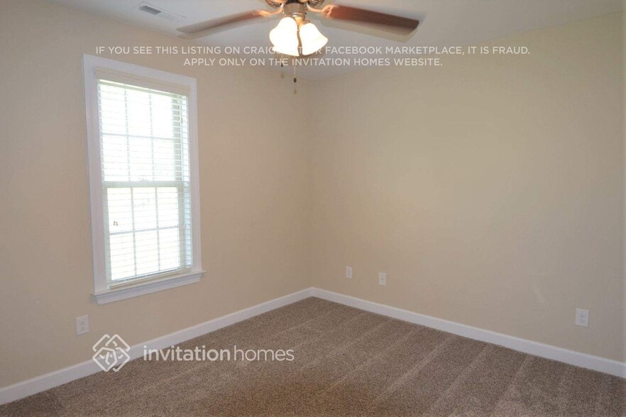 Building Photo - 55 Imperial Dr