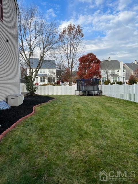 Building Photo - 32 Marion Dr