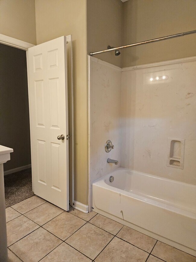 Building Photo - Available now!!