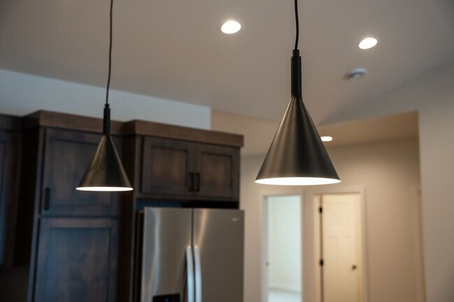 Building Photo - Modern 3 Bed / 2 Bath Twin Home — Stylish, Spacious, and No Backyard Neighbors!