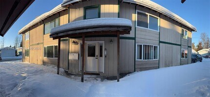 Building Photo - 423 N Lane St