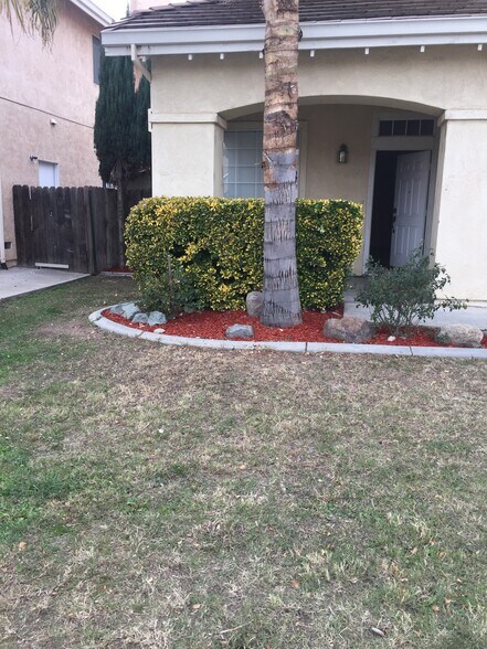 Building Photo - 1573 Shadowood Ct