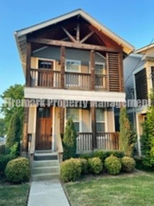 Building Photo - ** Move In Special ** Spacious Newer Built...