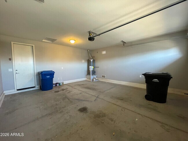 Building Photo - 10154 Theorem Dr