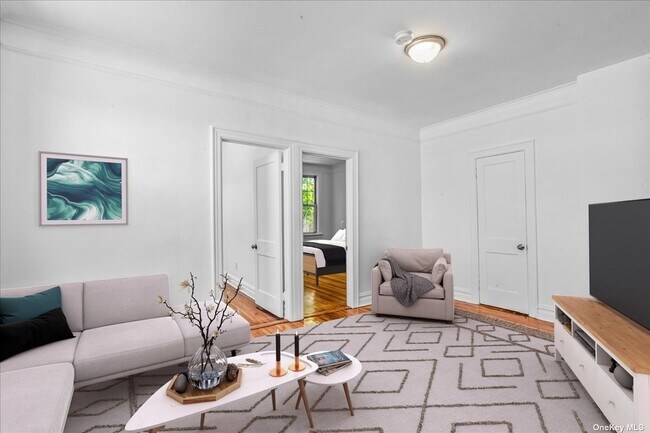 Building Photo - 1059 Vincent Ave